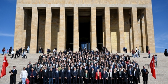 Anadolu Sigorta’nın 100. Yılında Anıtkabir Ziyareti